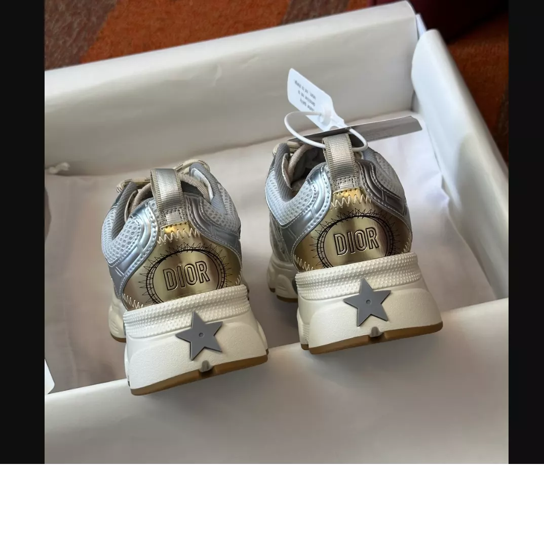 DIOR CHRONO SNEAKERS – DO0149