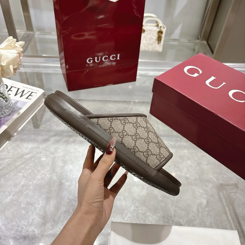 GUCCI MEN’S SLIDE SANDAL – GSL072