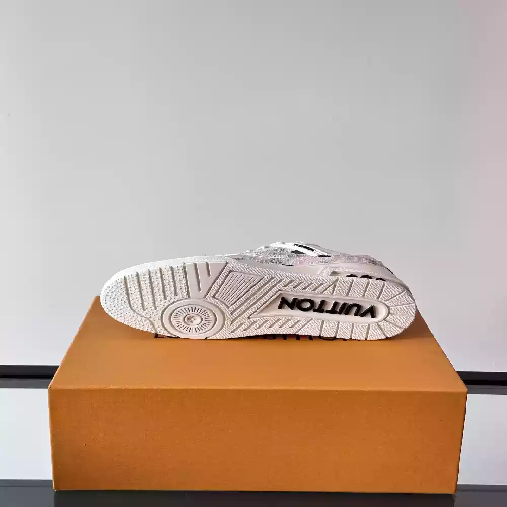 LOUIS VUITTON LV TRAINER MAXI PINK – LVS222