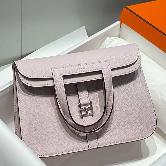 Hermes Halzan 25 Bag in Mauve Pale Clemence Leather – HW084
