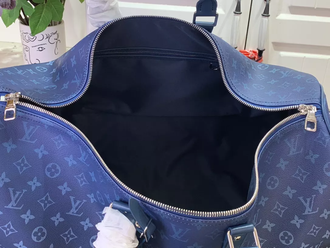 Louis Vuitton Keepall Bandoulière 55 Monogram Eclipse – LW192