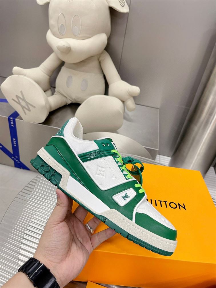 LOUIS VUITTON LV TRAINER SNEAKER – LVS161