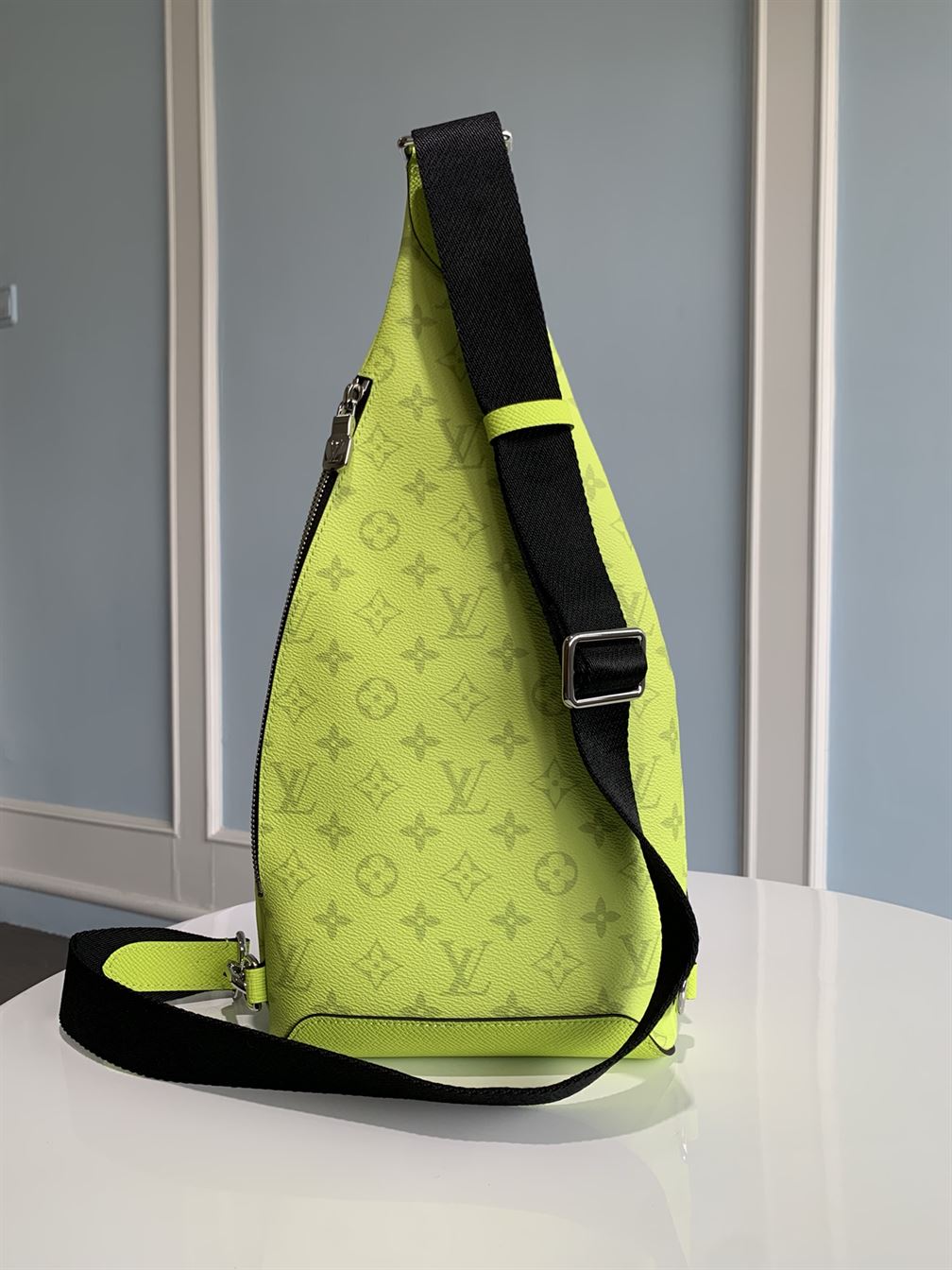 LOUIS VUITTON DUO SLING BAG TAIGARAMA – LVB061