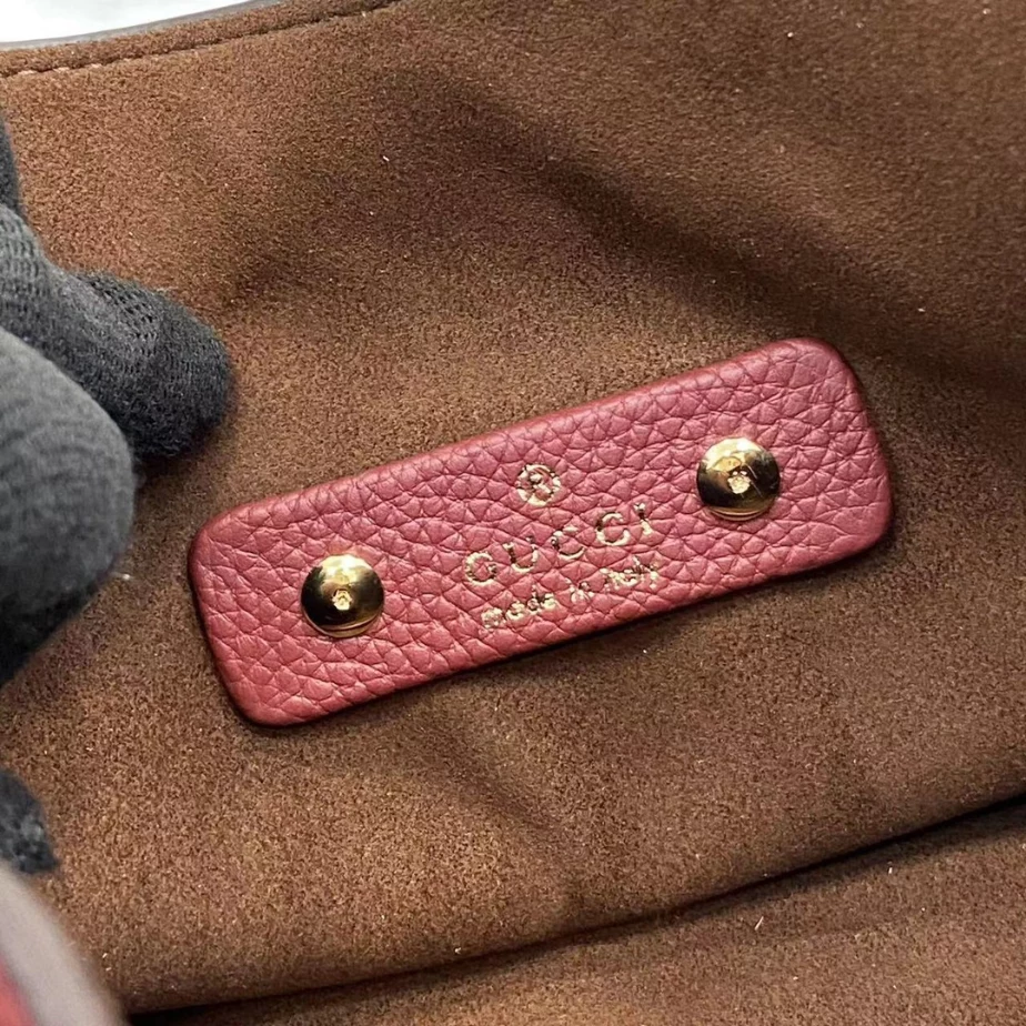 GUCCI SOFTBIT MEDIUM TOP HANDLE BAG – GB96