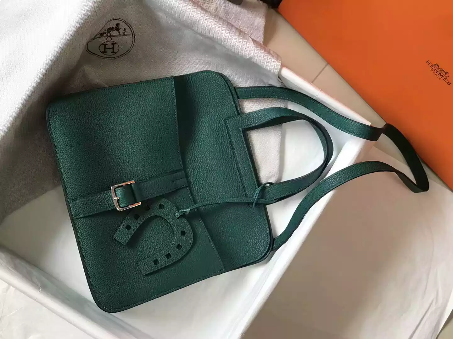 Hermes Halzan 31cm Bag In Malachite Clemence Leather – HW098