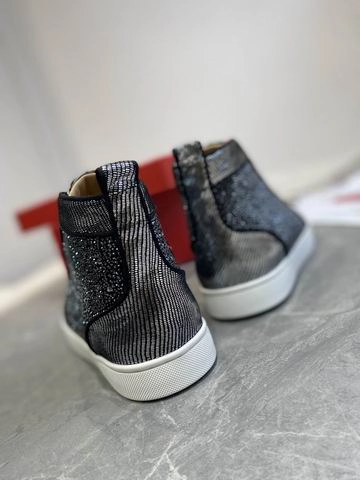 Christian Louboutin High-Top Sneaker – CLS068