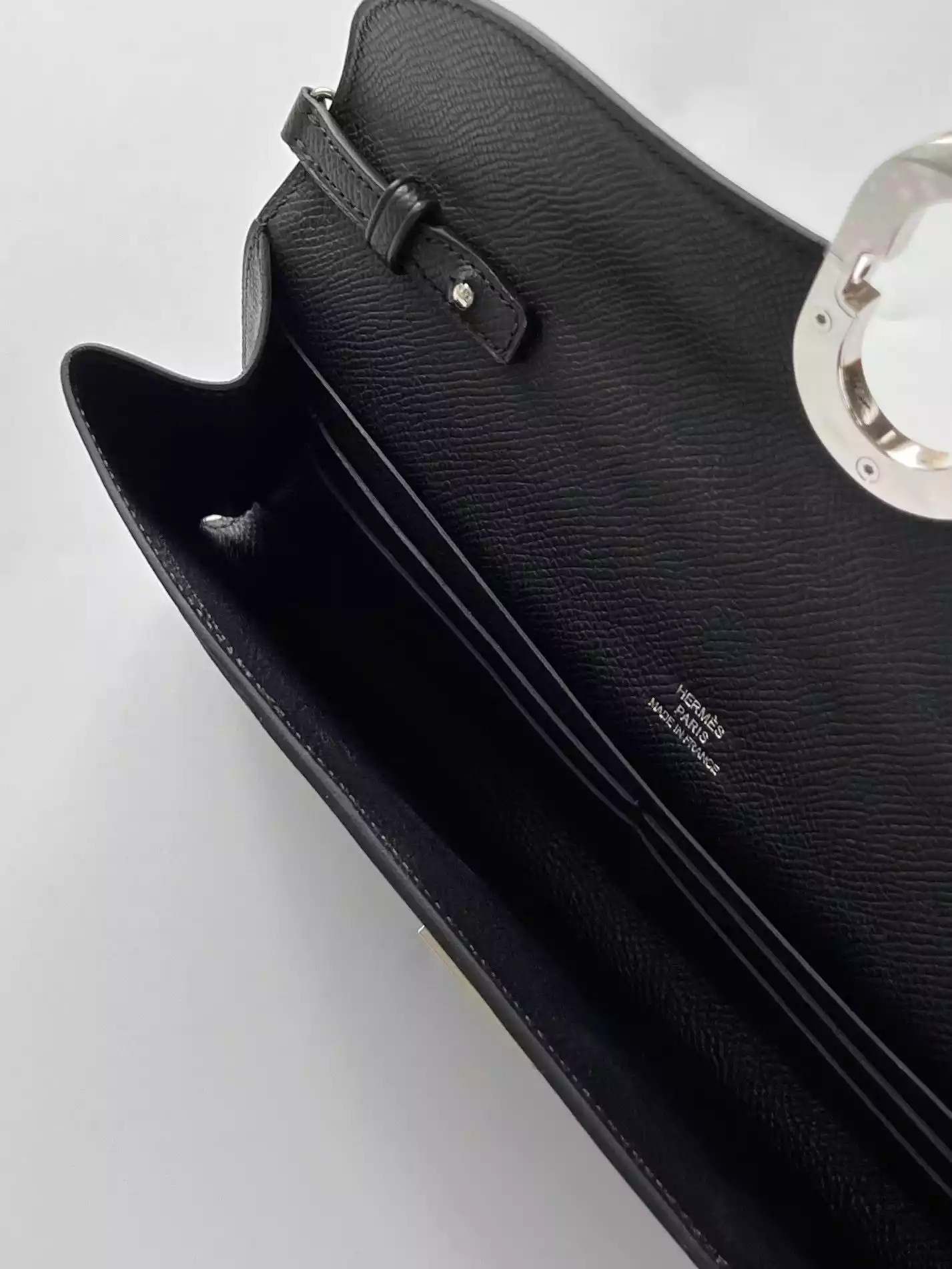 Hermes Maillon To Go Wallet in Noir Epsom Calfskin – HW172