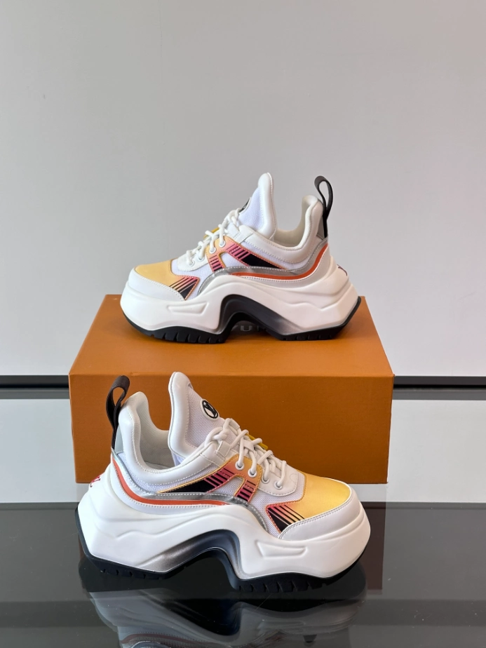 Louis Vuitton Archlight Sneaker – LVS216