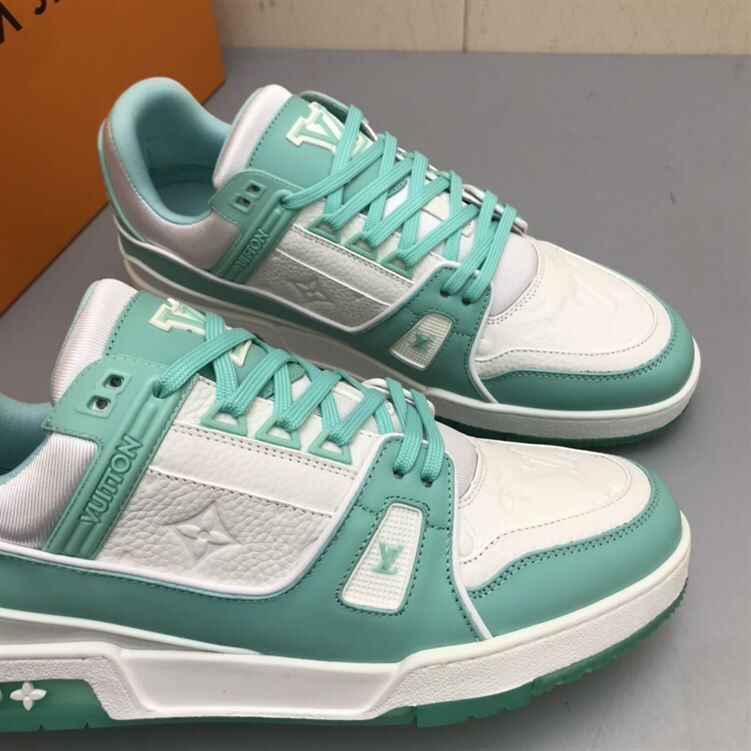 LOUIS VUITTON TRAINER SNEAKER – LVS122