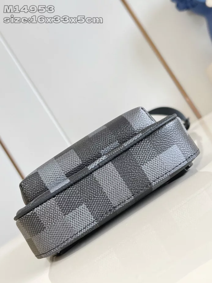 NIL MESSENGER BAG DAMOFLAGE BLACK CANVAS M14988 – LW414