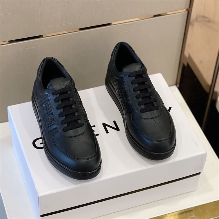 GIVENCHY G4 SNEAKERS IN LEATHER – GVC011