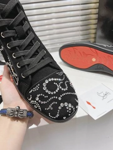 Christian Louboutin High-Top Sneaker – CLS063