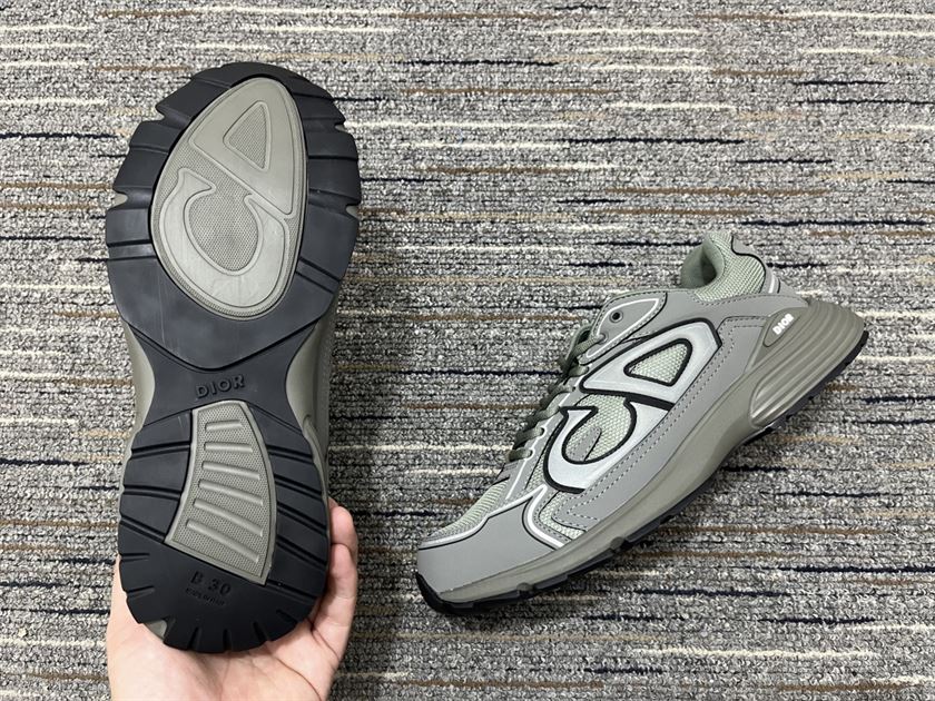 DIOR B30 SNEAKER OLIVE MESH AND TECHNICAL FABRIC – DO109