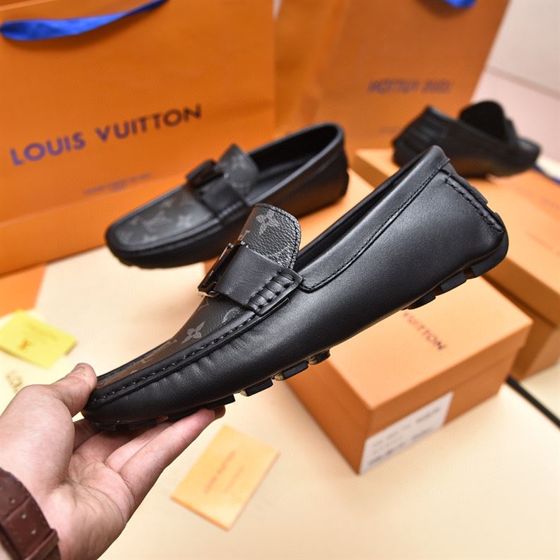 LOUIS VUITTON MOCCASIN – VL035