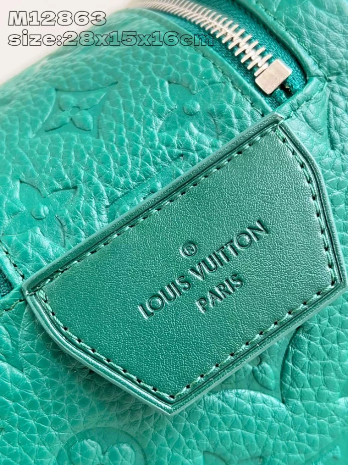 Louis Vuitton Dopp Kit Borneo Green Taurillon Monogram Cowhide Leather Bag – LW139