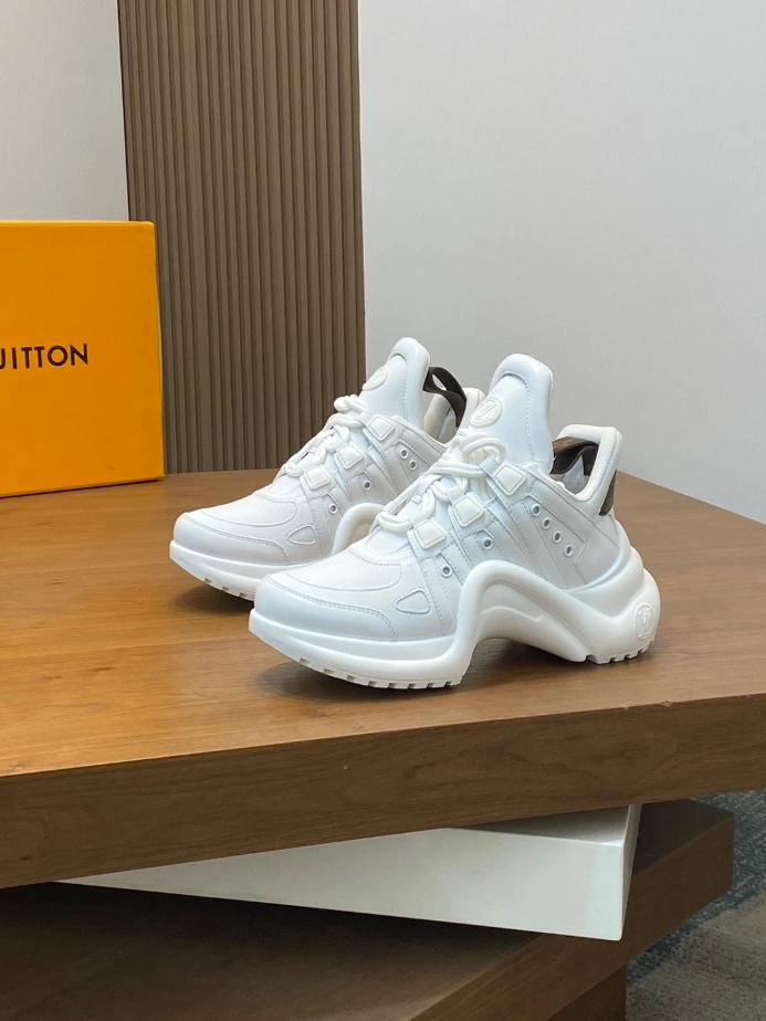Louis Vuitton Archlight Sneaker – LVS213