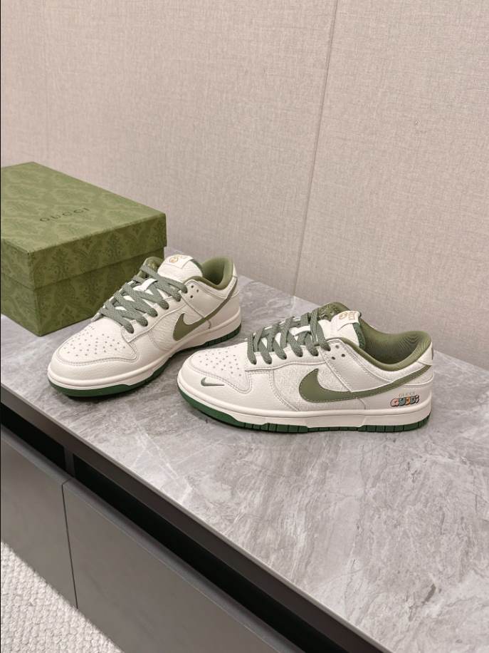 Gucci Nike Dunk Low Green White Sneakers – GCC202