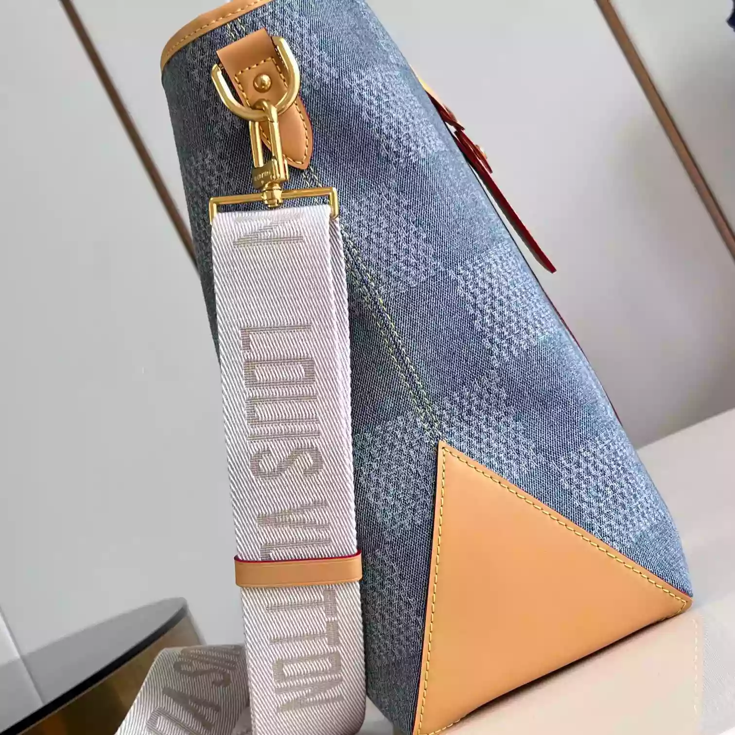 WEEKEND TOTE BLUE DAMIER DENIM 3D COTTON CANVAS N40702 – LW442