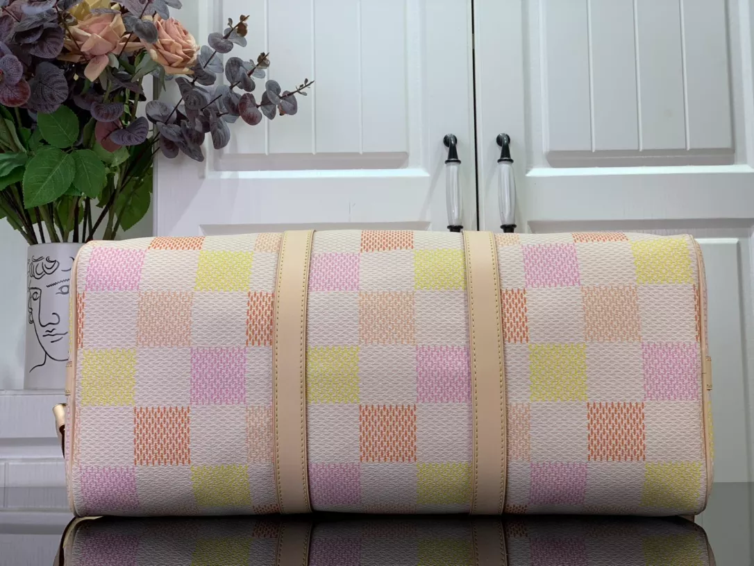 LV Keepall Bandoulière 45 in Peach Damierlicious Coated Canvas – LW180