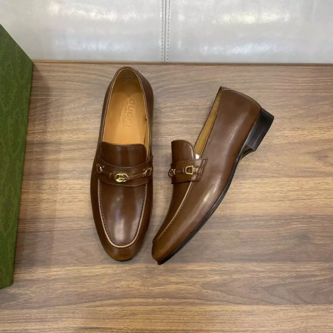 LEATHER LOAFERS WITH INTERLOCKING G IN BROWN – GL112
