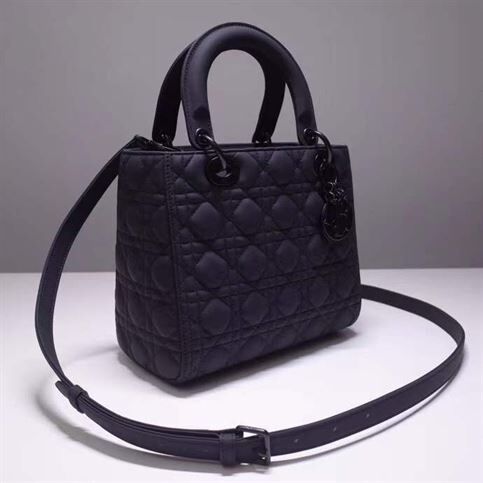 MEDIUM LADY DIOR BAG BLACK ULTRAMATTE CANNAGE CALFSKIN – DOB006