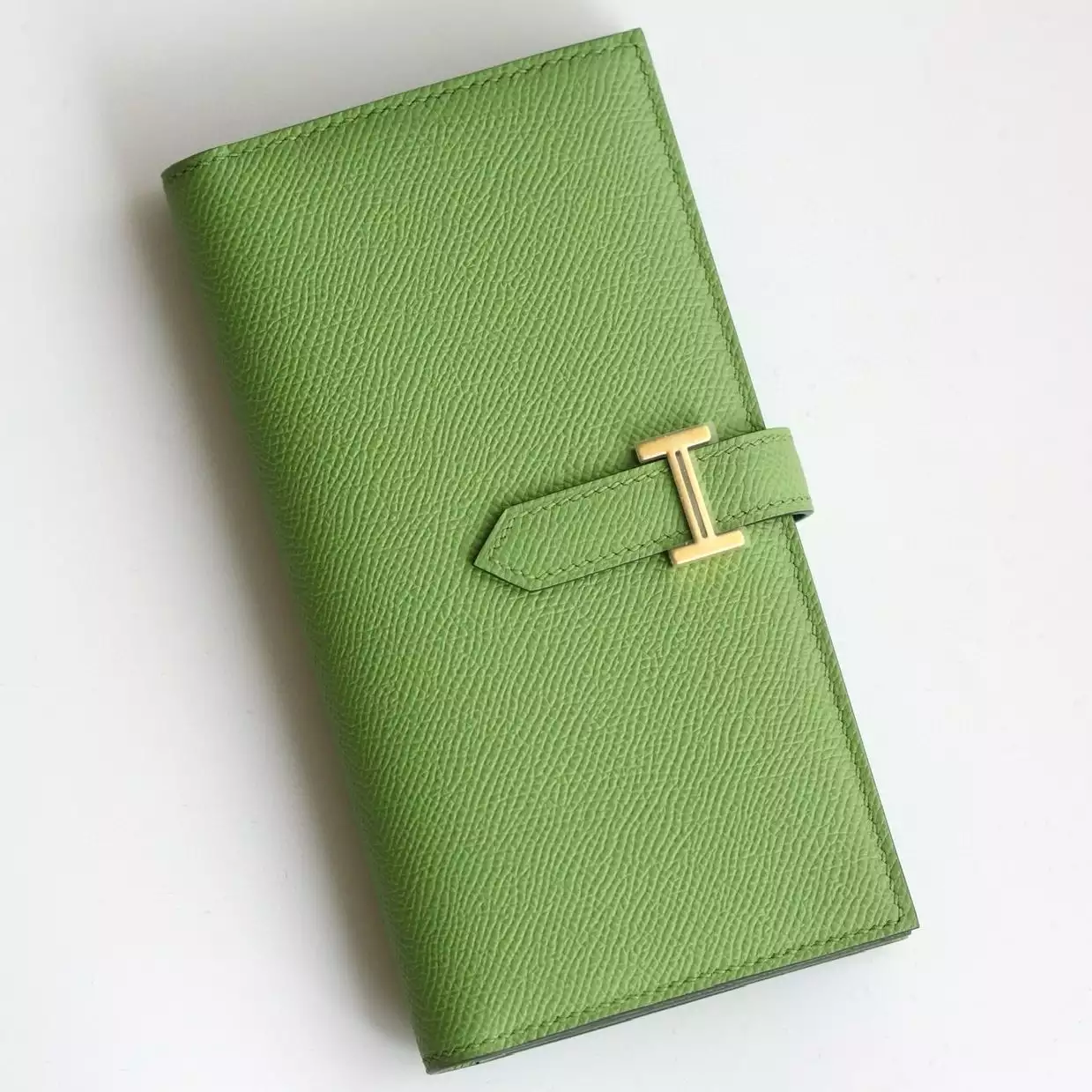 Hermes Bearn Long Handmade Wallet in Vert Criquet Epsom Calfskin – HW143