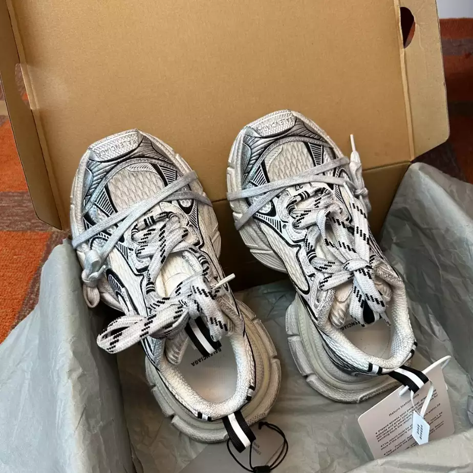 BALENCIAGA MEN’S 3XL SNEAKER – BLA097