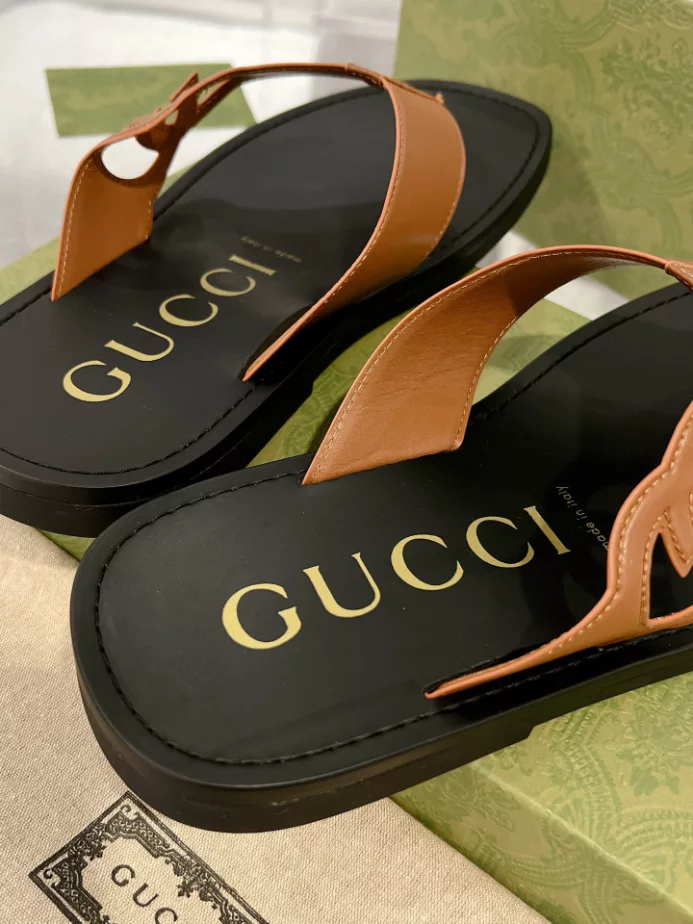 GUCCI MEN’S SLIDE SANDAL – GSL061