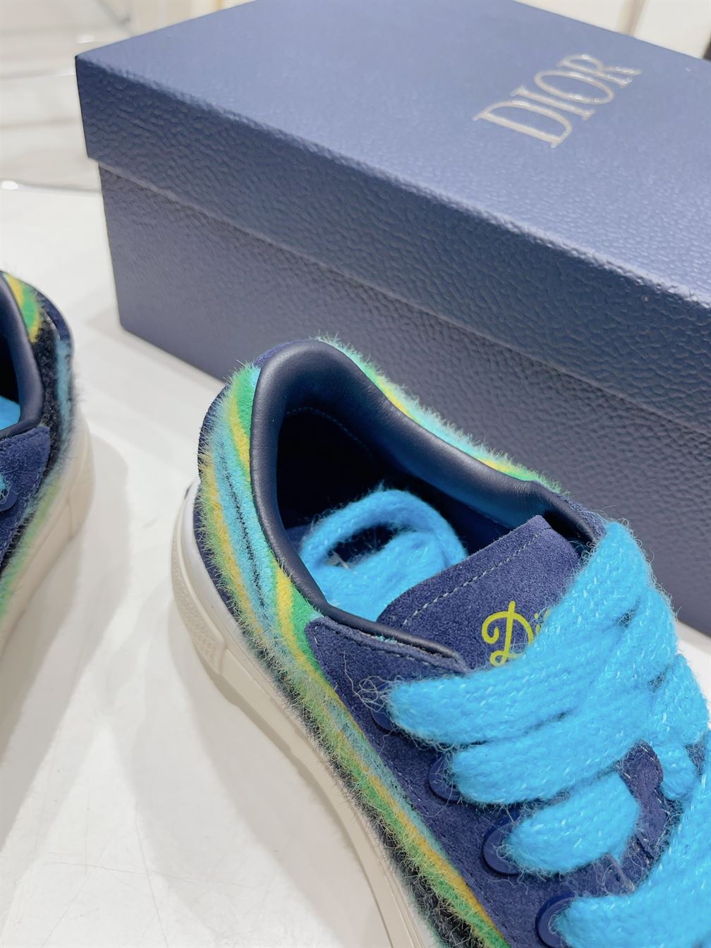 DIOR TEARS B33 SNEAKER LIMITED AND NUMBERED EDITION – DO135