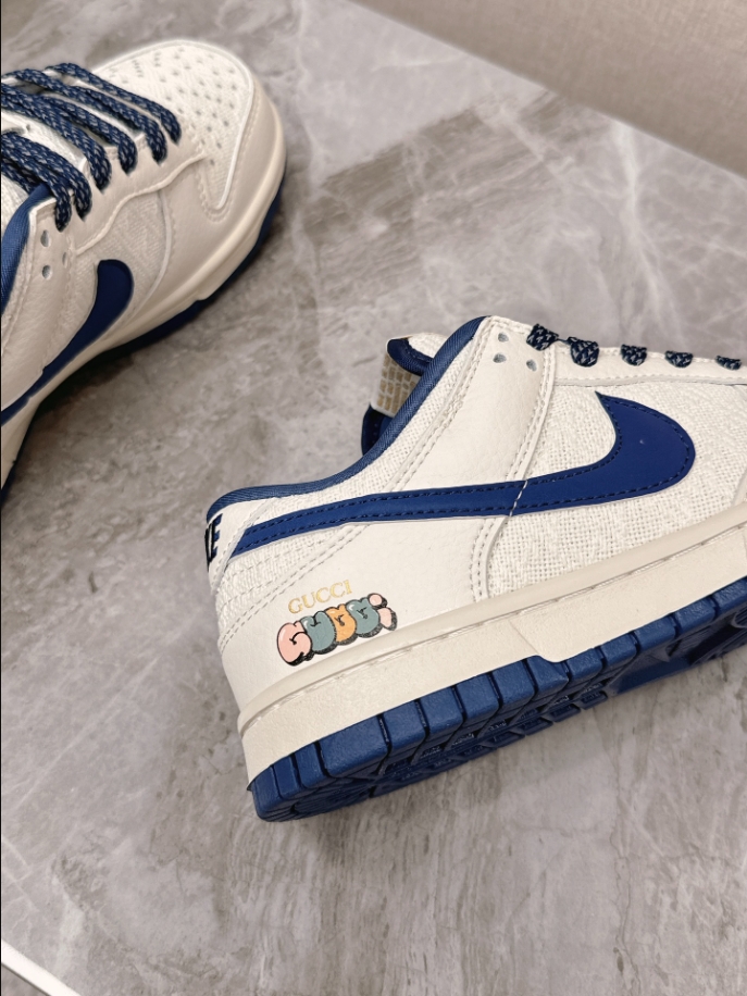 Nike SB Dunk Low x Gucci White Blue Sneaker – GCC162