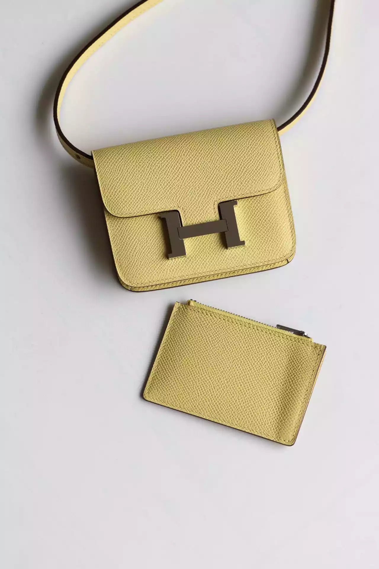 Hermes Constance Slim Wallet in Jaune Poussin Epsom Calfskin – HW163