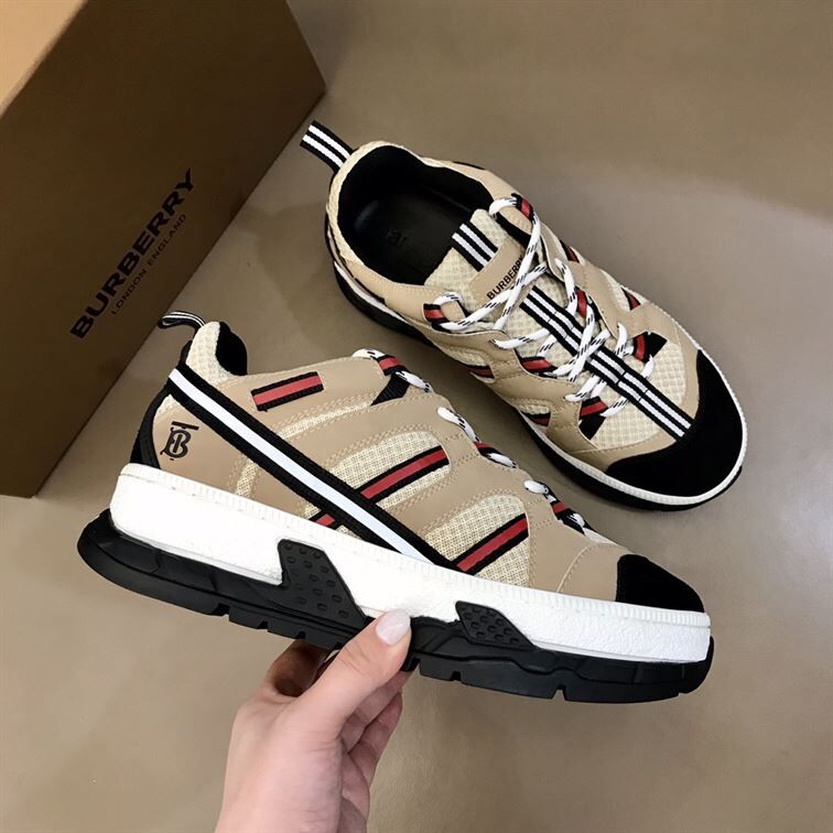 BURBERRY UNION SNEAKERS – BBR018