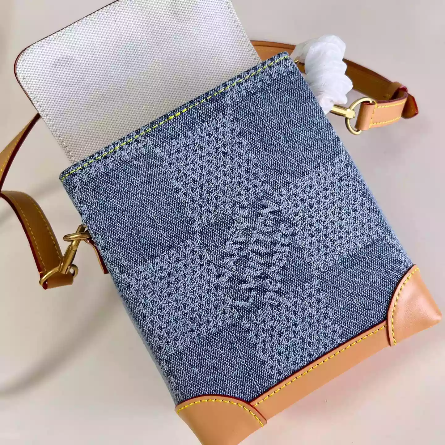 NANO STEAMER BLUE DAMIER DENIM 3D N40751 – LW443