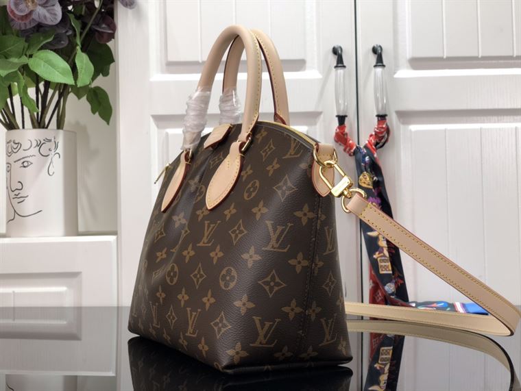 LOUIS VUITTON BOETIE PM MONOGRAM – LW135