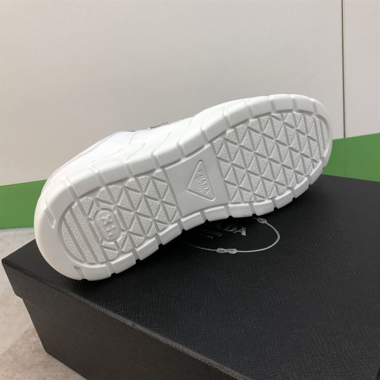 PRADA LEATHER SNEAKERS – PRS017