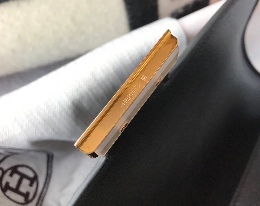 Hermes Black Constance MM 24cm Epsom Leather Bag – HW040