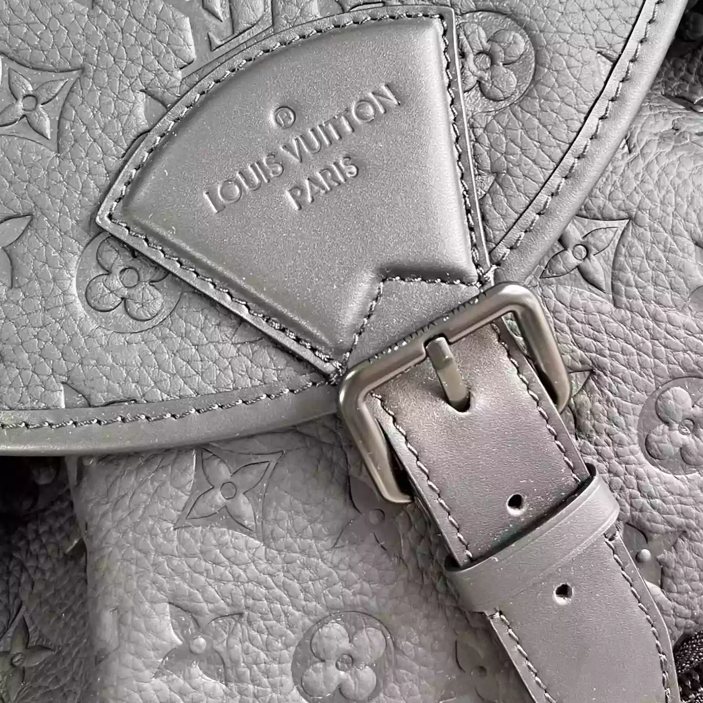 MONTSOURIS BACKPACK IN BLACK M23127 – LW341