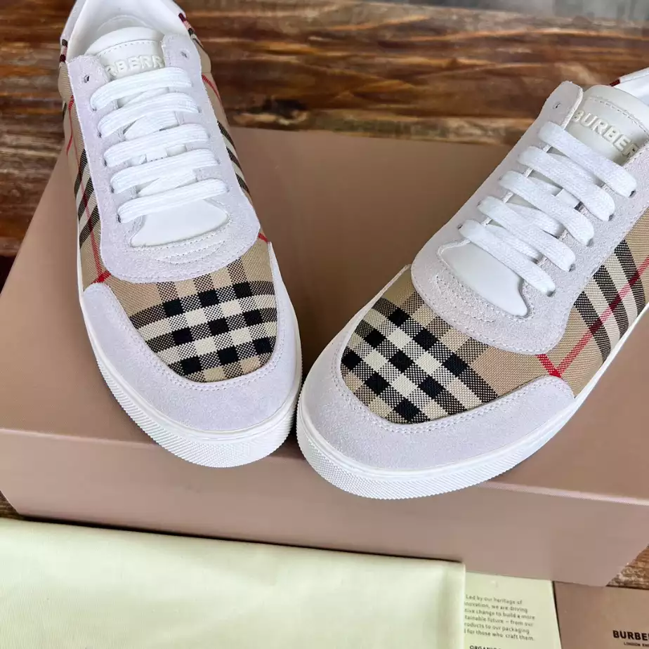 BURBERRY CHECK AND LEATHER SNEAKERS – BBR075