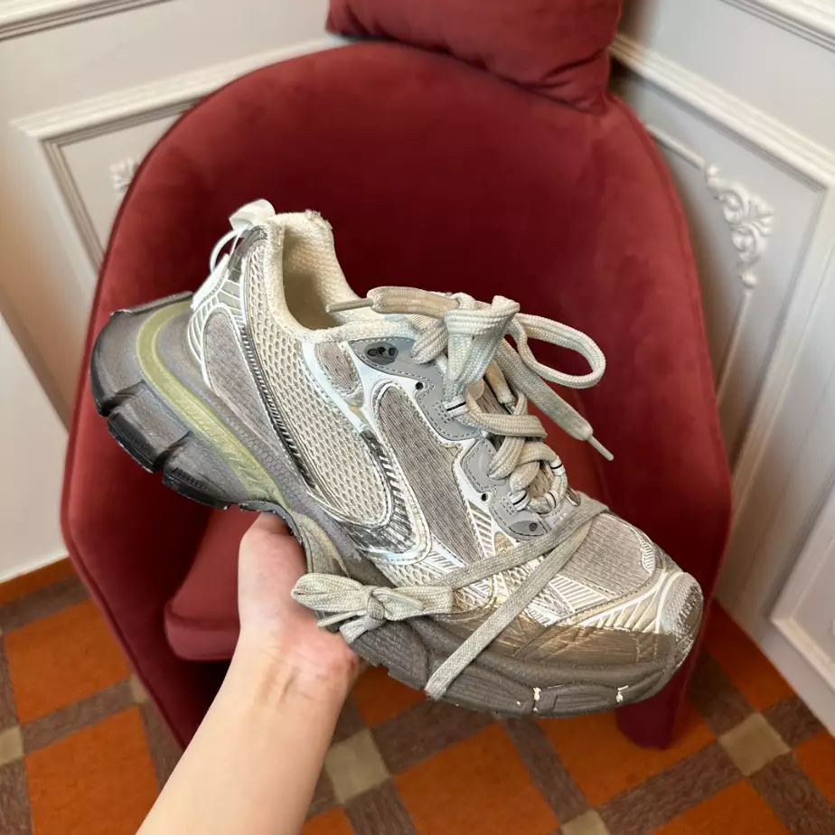 BALENCIAGA MEN’S 3XL SNEAKER – BLA111