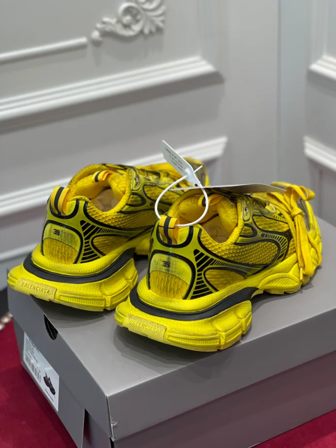 BALENCIAGA MEN’S 3XL SNEAKER – BLA121