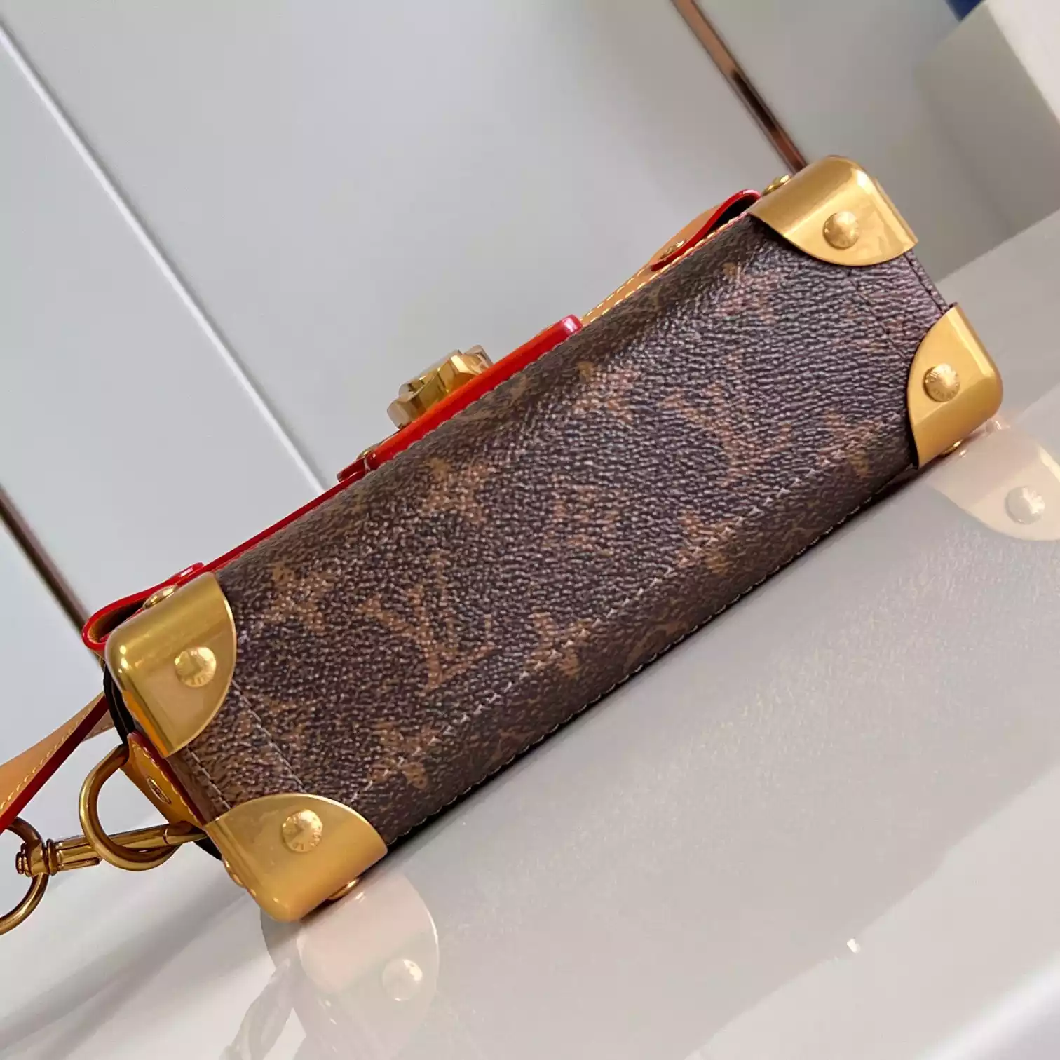 SOUL TRUNK MONOGRAM DUST CANVAS M11535 – LW437