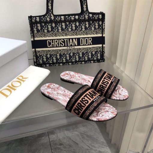 DIOR DWAY SLIDE – DS018