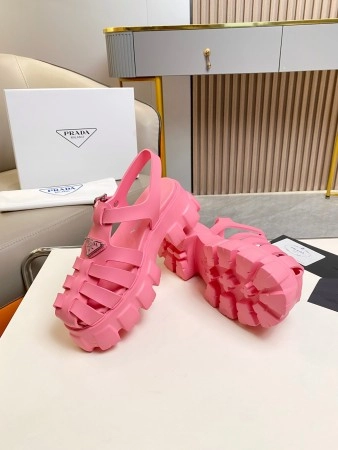 PRADA FOAM SANDALS IN PINK RUBBER – PSD005