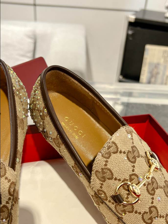 Gucci Jordaan Light Beige Loafer – GL061