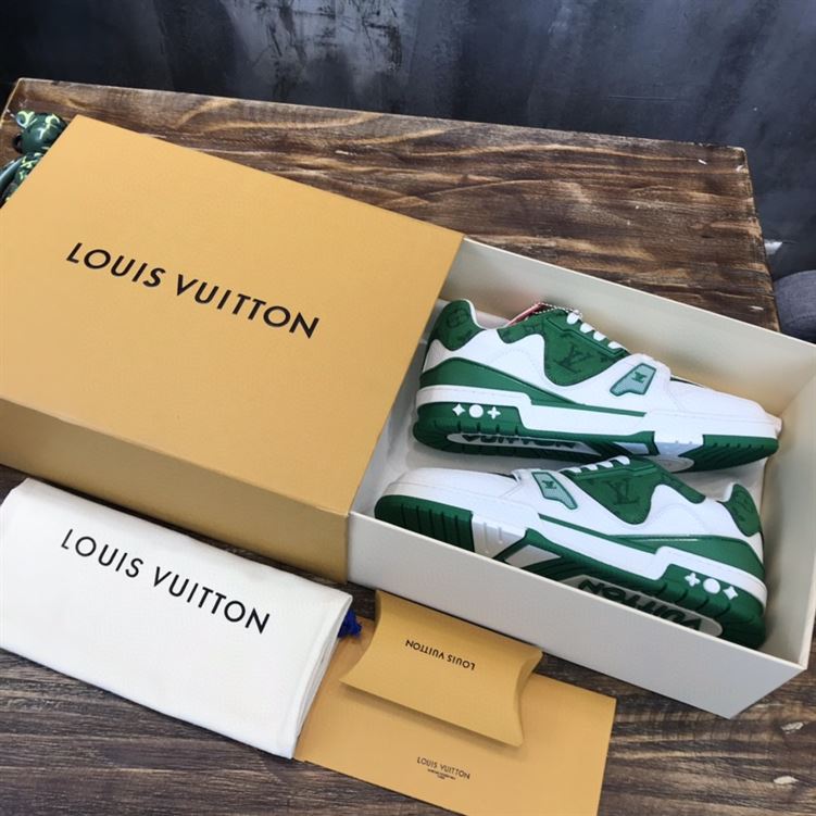 LOUIS VUITTON TRAINER SNEAKER – LVS032