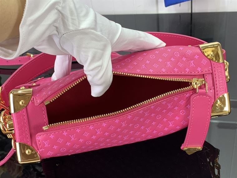 LOUIS VUITTON SIDE TRUNK Pink – LW088