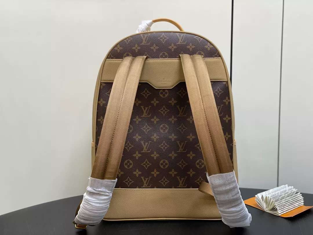 Louis Vuitton Outdoor Backpack Beige Cowhide Leather – LW149