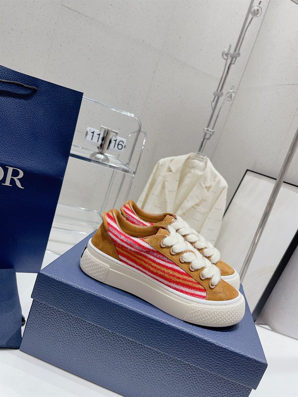 DIOR TEARS B33 SNEAKER LIMITED AND NUMBERED EDITION – DO137