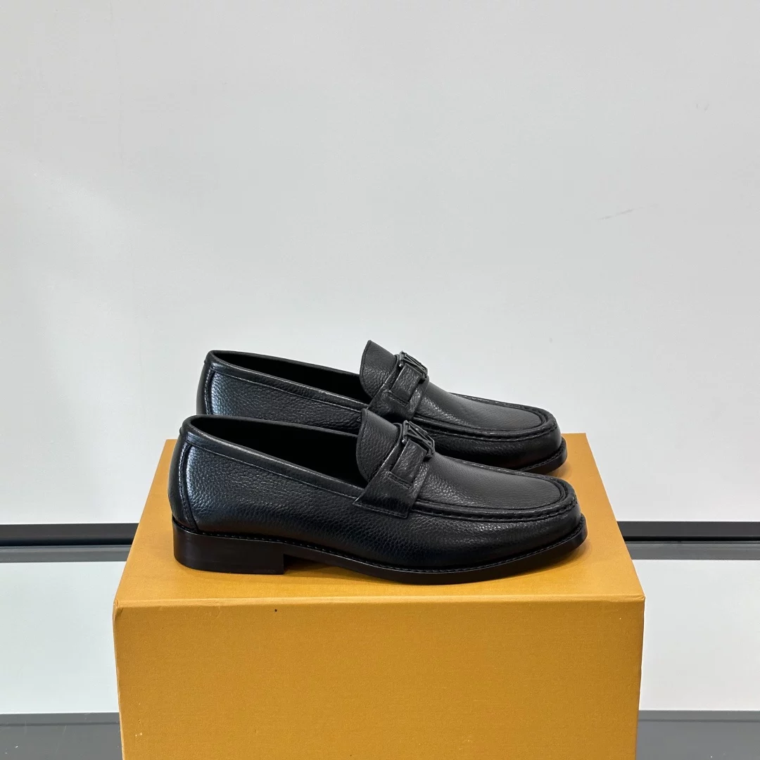 MAJOR LOAFERS IN BLACK – VL053