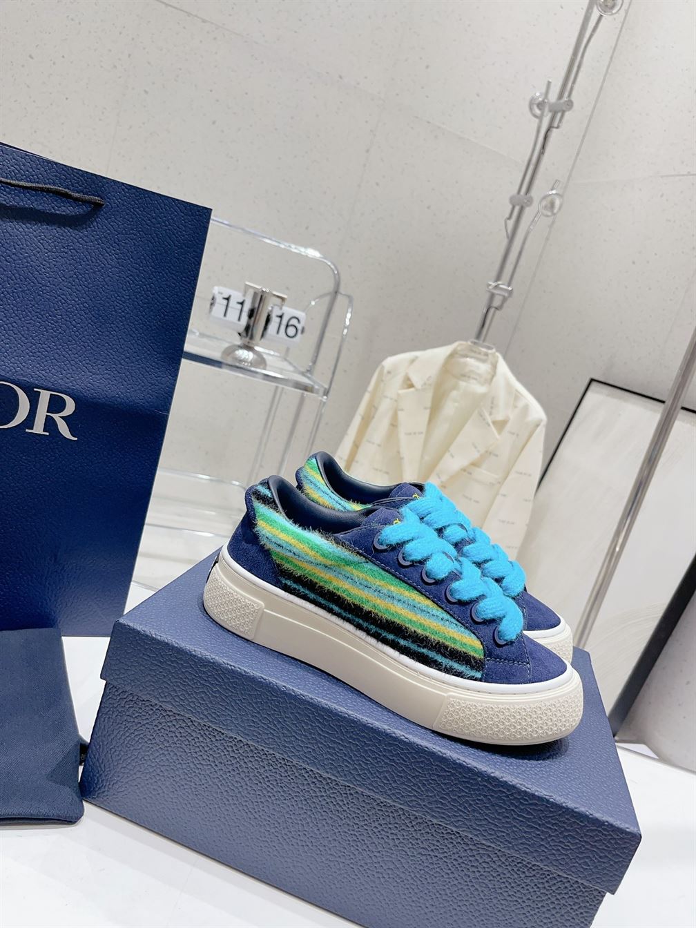 DIOR TEARS B33 SNEAKER LIMITED AND NUMBERED EDITION – DO135
